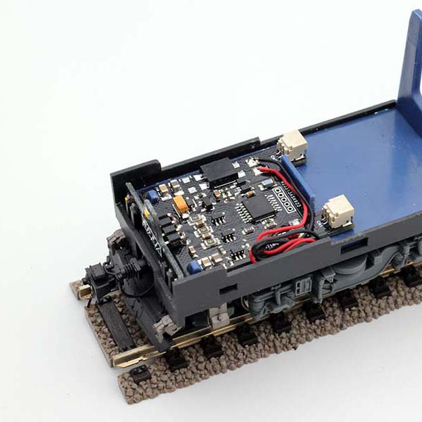 Running lights with integrated decoder for Lima Expert® 'Vivalto' pilot coach - Image 3